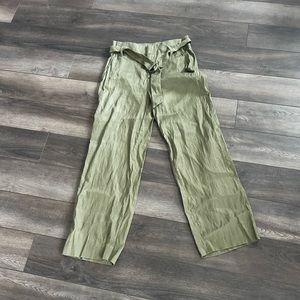 Green lien banana republic pants size 8